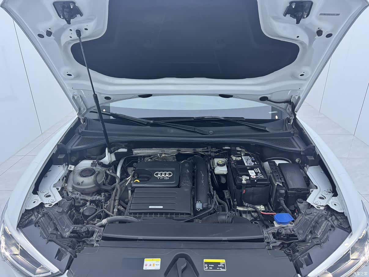 Audi Q3, 2022 14