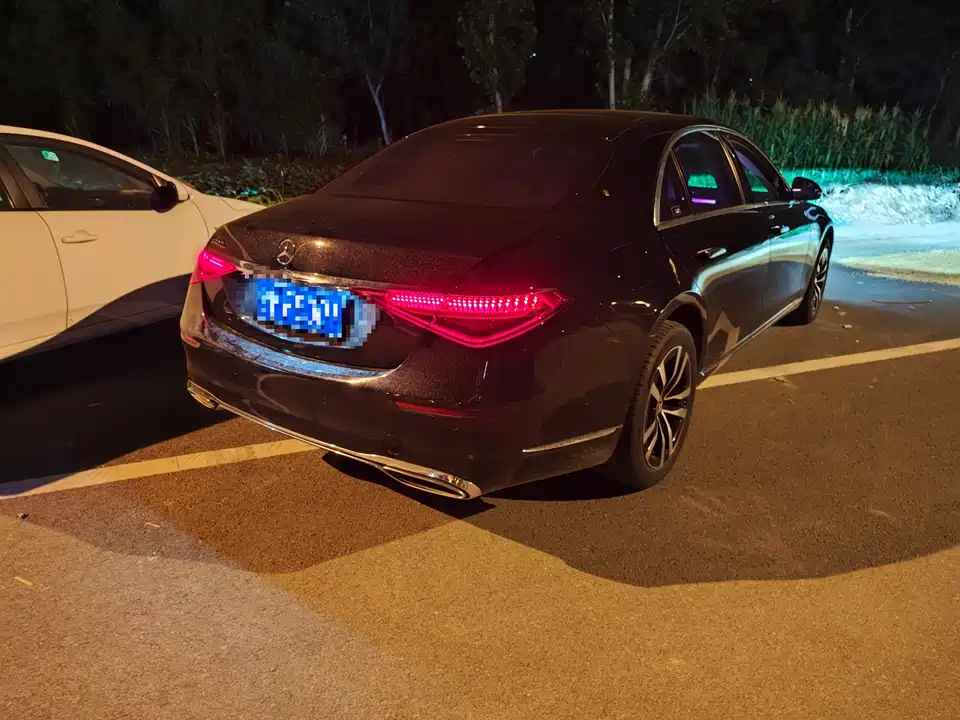 Mercedes-Benz S-class Mercedes-Benz S-class