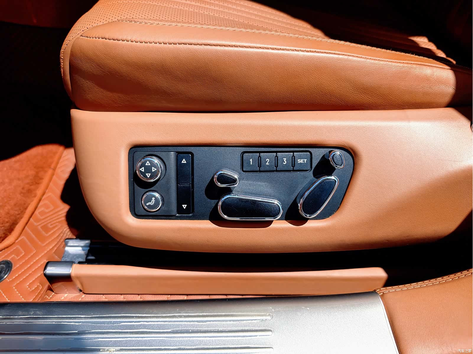 Bentley Flying Spur, 2020 40