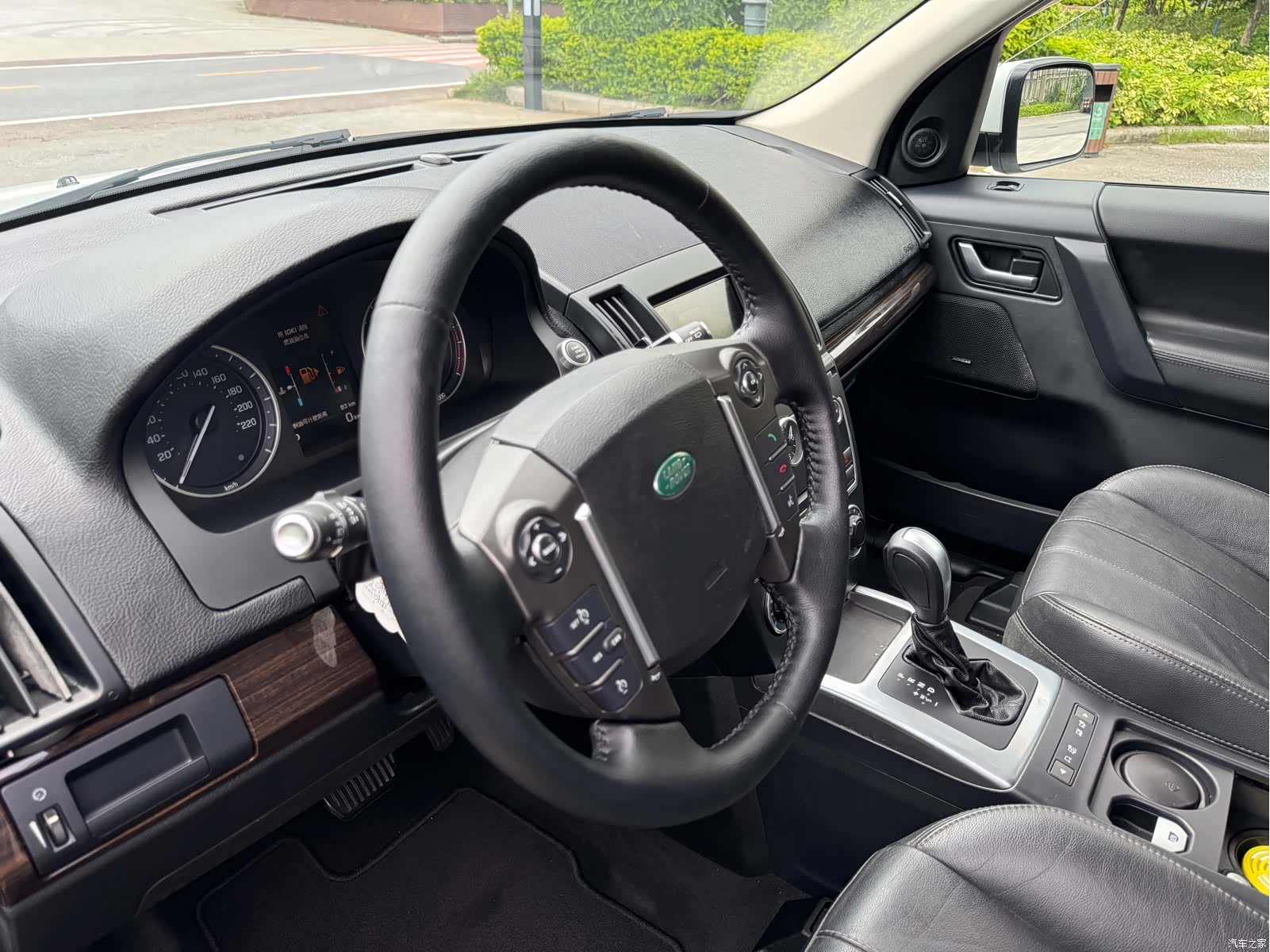 Land Rover Si4, 2014 16