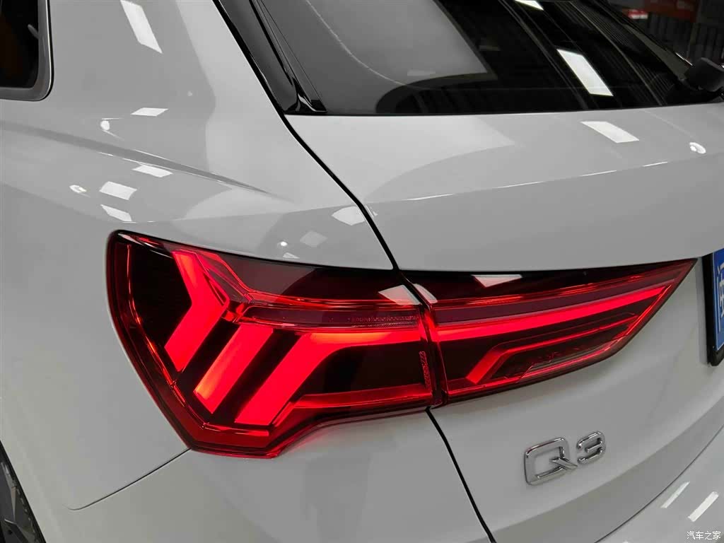 Audi Q3, 2023 19