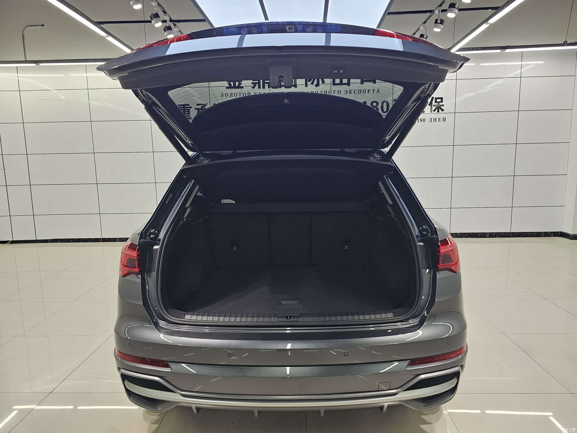 Audi Q3, 2022 9