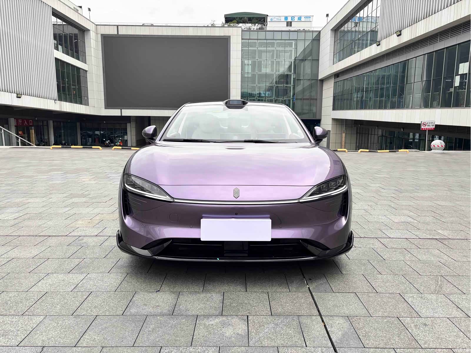 Luxeed S7, 2025 3