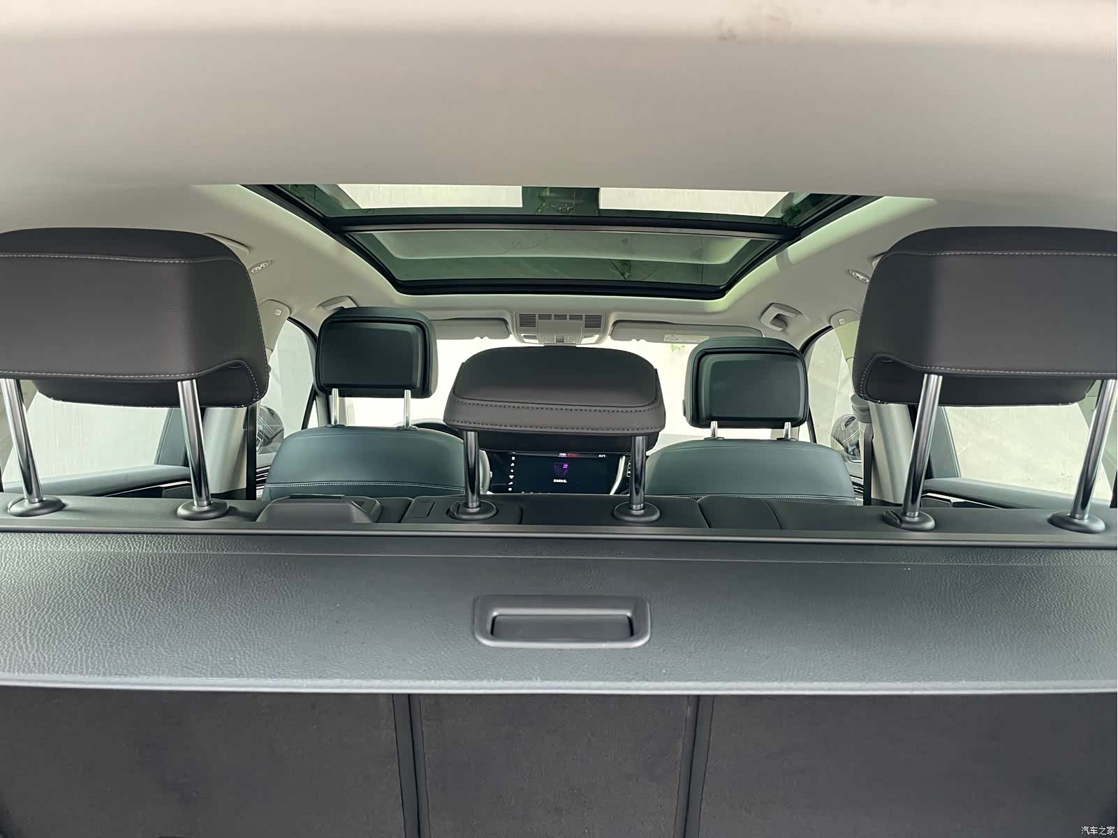 Volkswagen Touareg, 2021 16