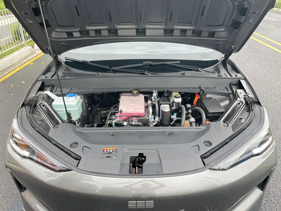 Geely Galaxy Galaxy E5