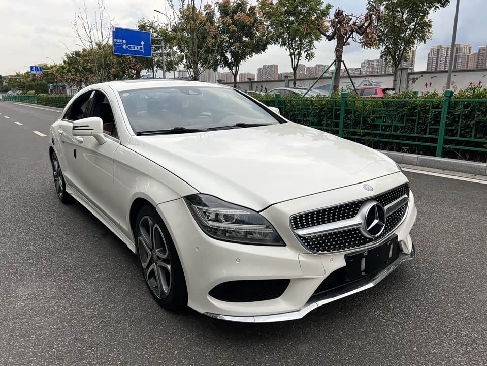Mercedes-Benz CLS