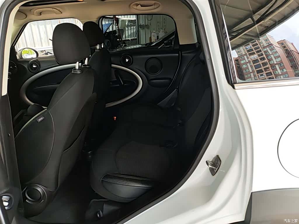 Mini Countryman, 2015 17