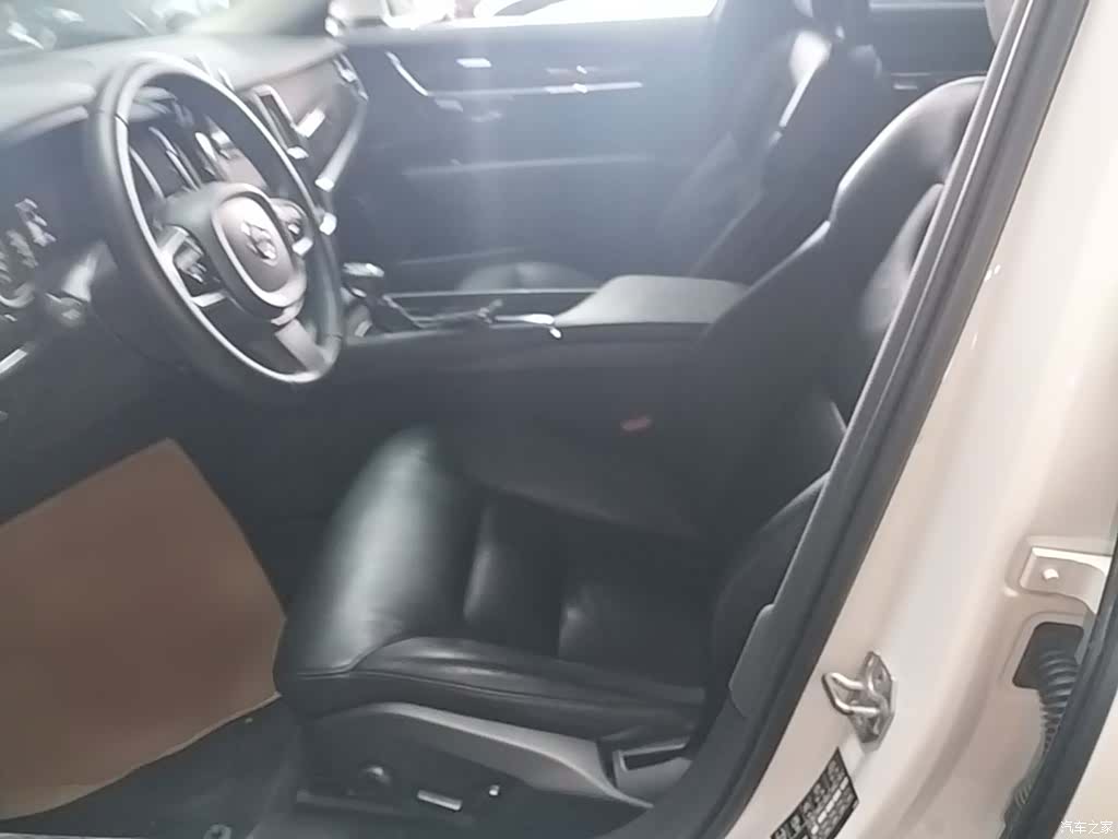 Volvo S90, 2018 15