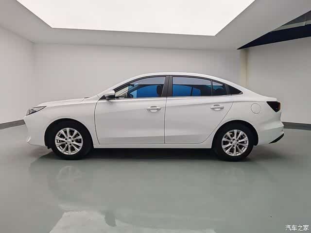 Roewe i5, 2023 11
