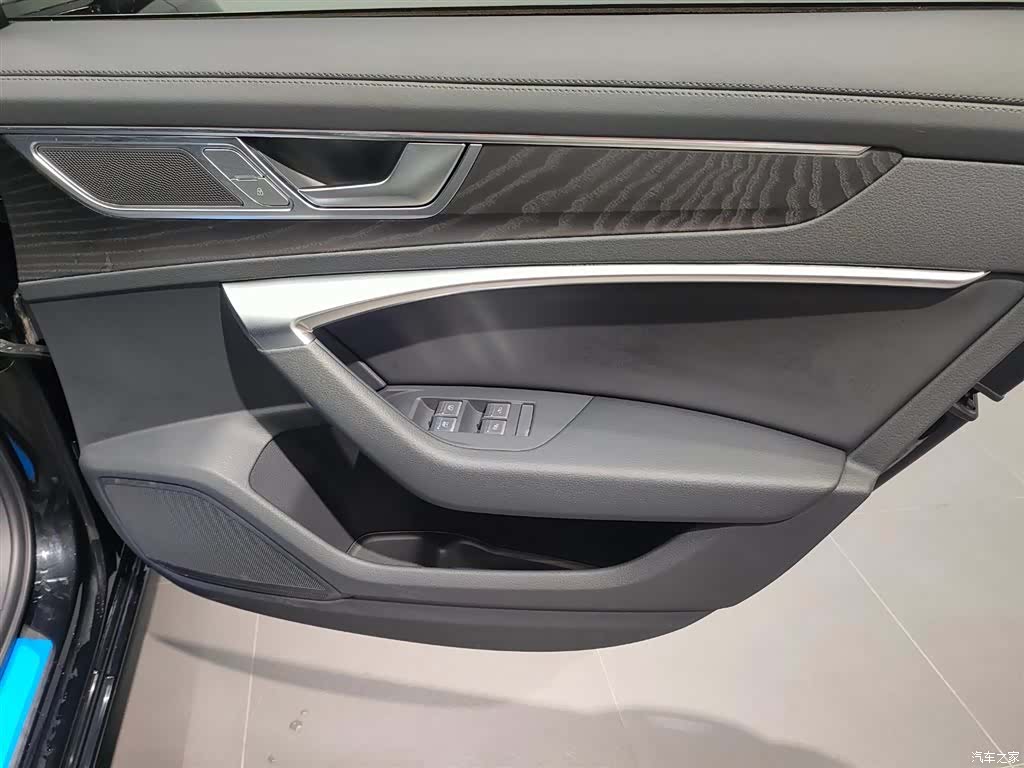 Audi A6L, 2024 18