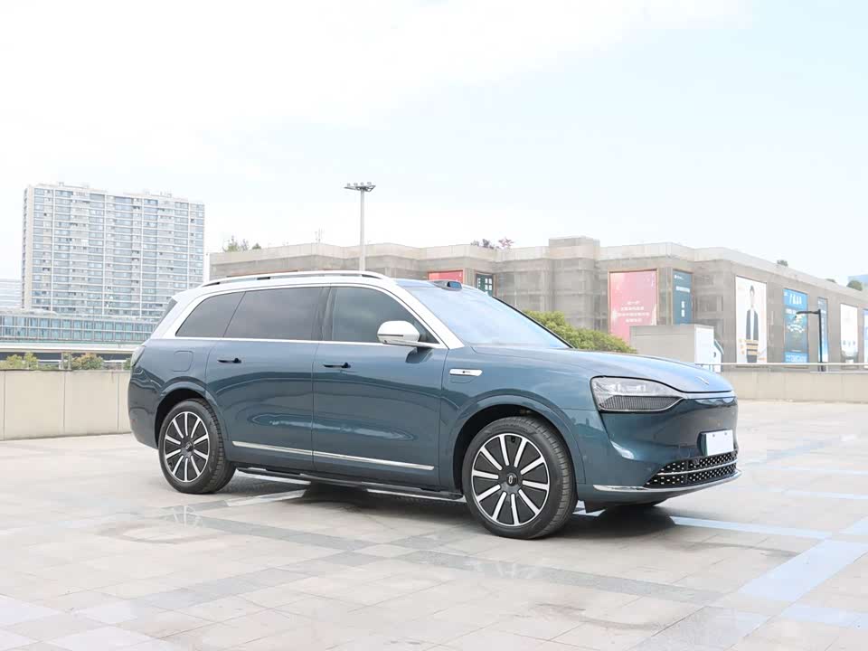 AITO Ask the world M9