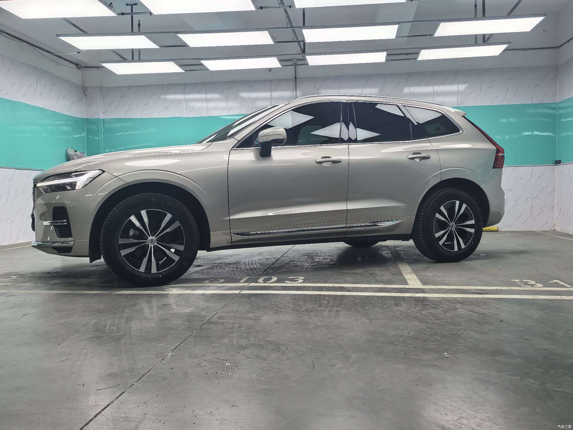Volvo XC60, 2023 4