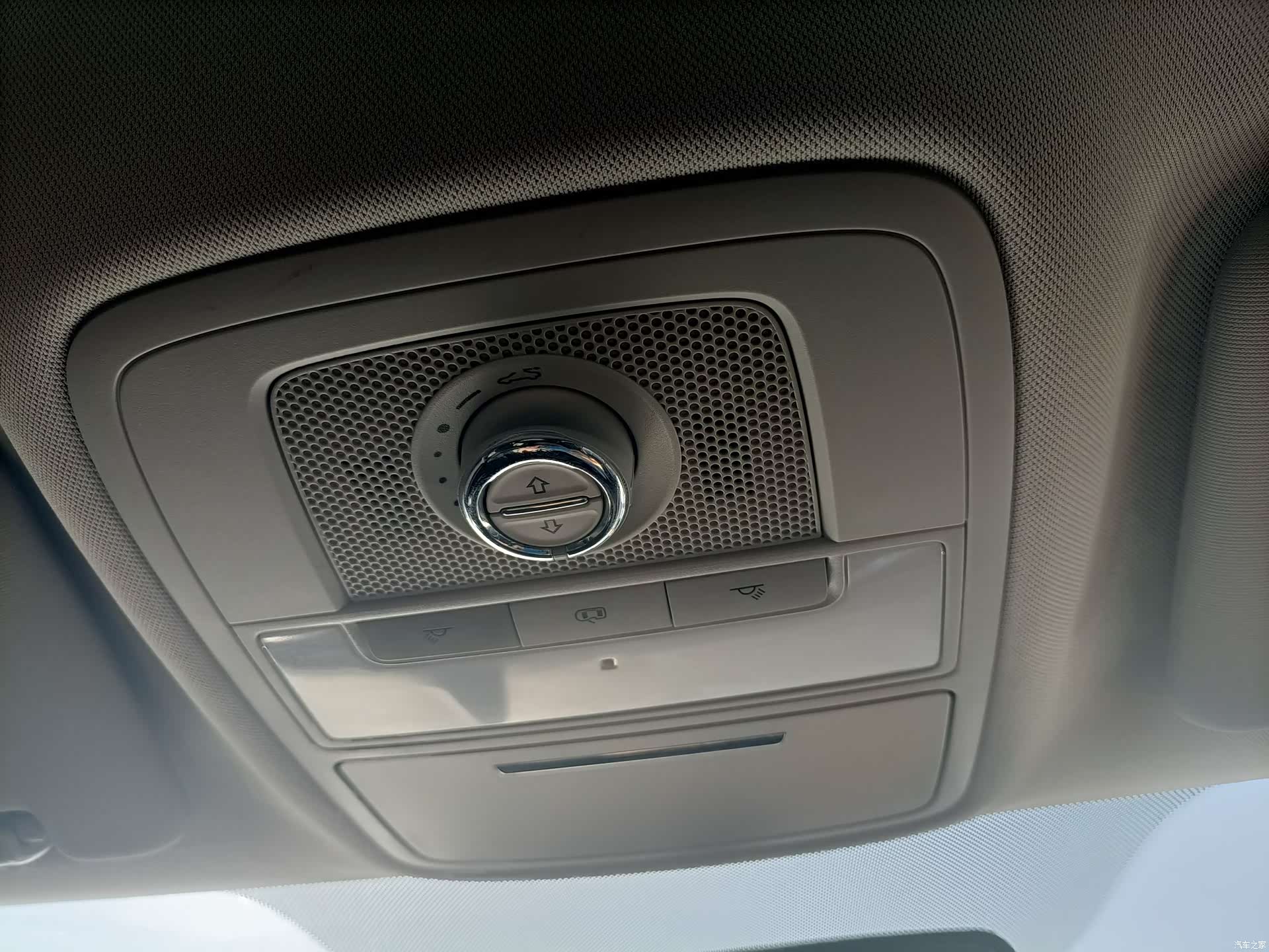MG ZS, 2019 7