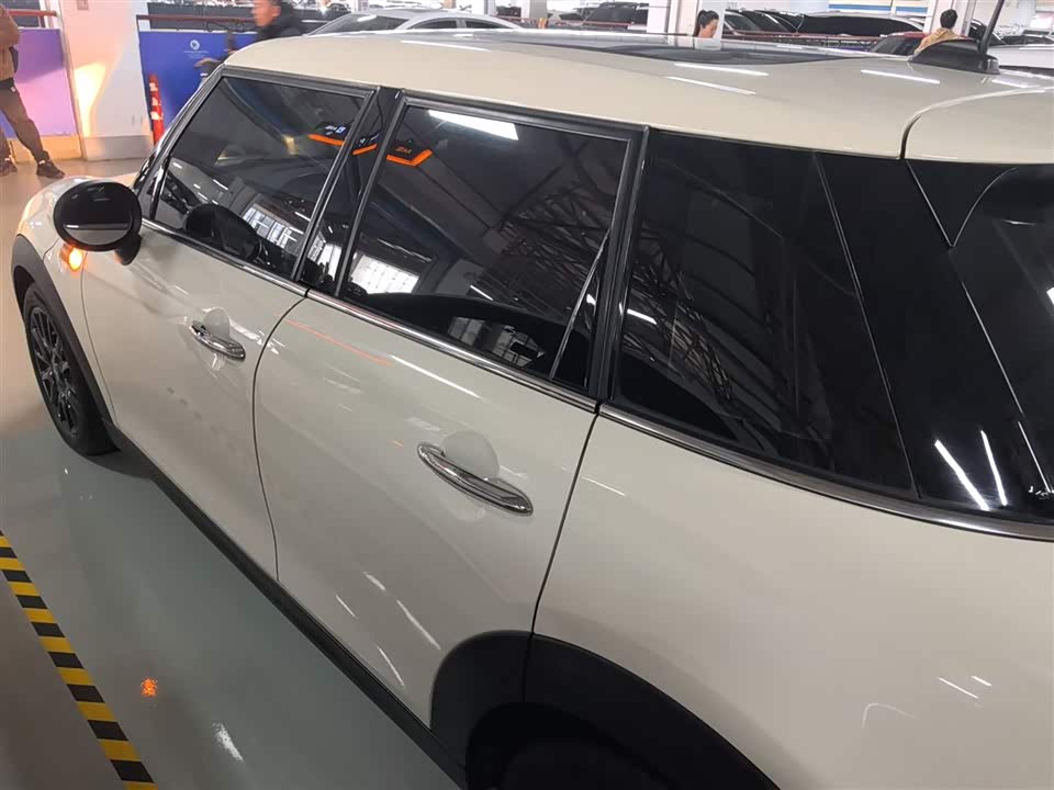 MINI MINI