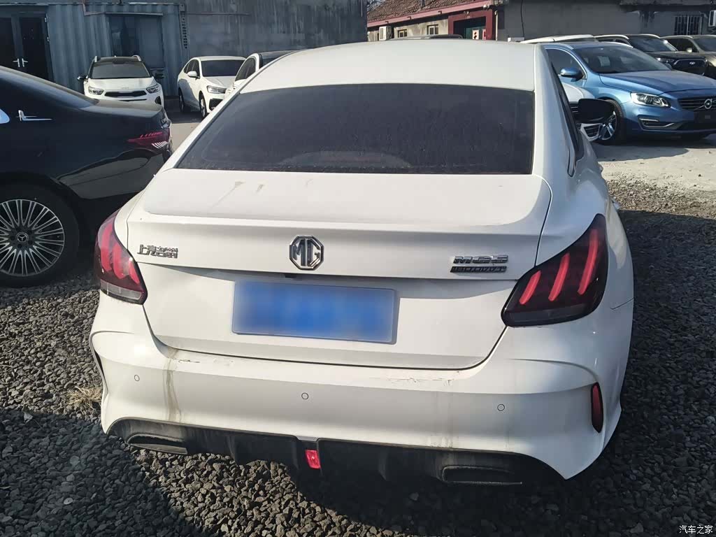 MG MG5, 2022 все фото