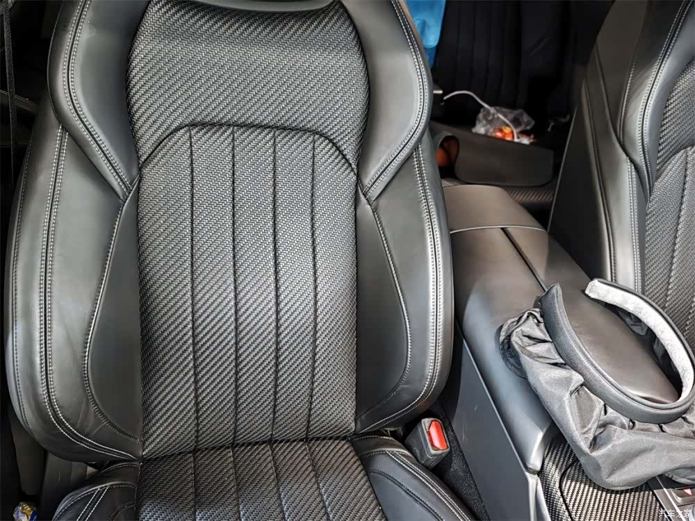 Maserati Levante, 2021 9