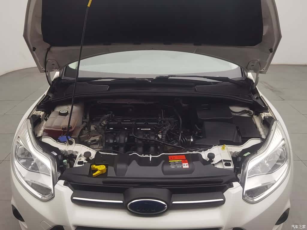 Ford Focus, 2015 6