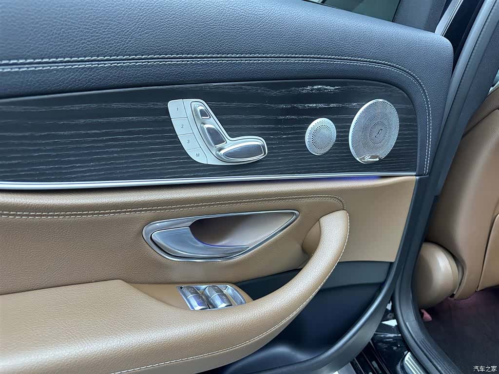 Mercedes-Benz E-Class, 2020 14