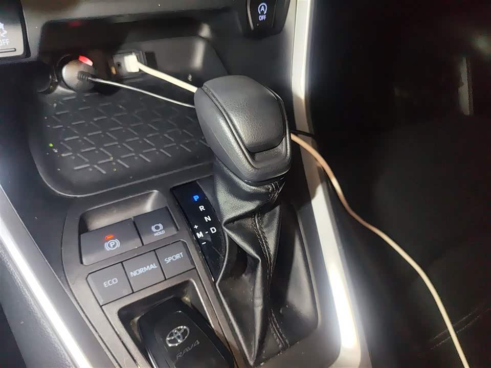 Toyota RAV4 Rongfang