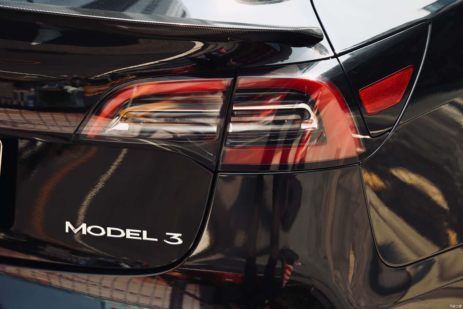 Tesla Model 3, 2021 17