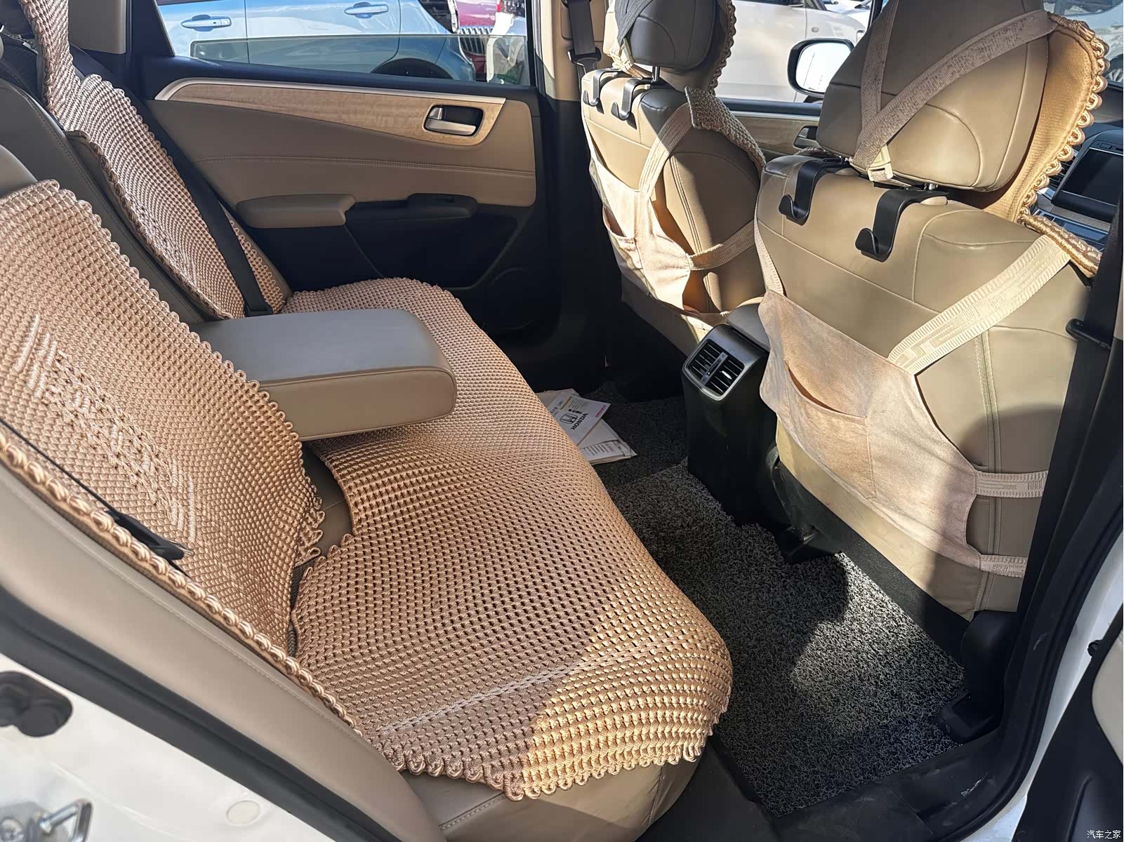 Honda Jade, 2014 10