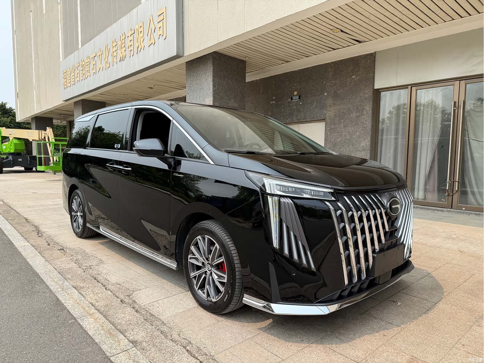 Trumpchi M8, 2025 3