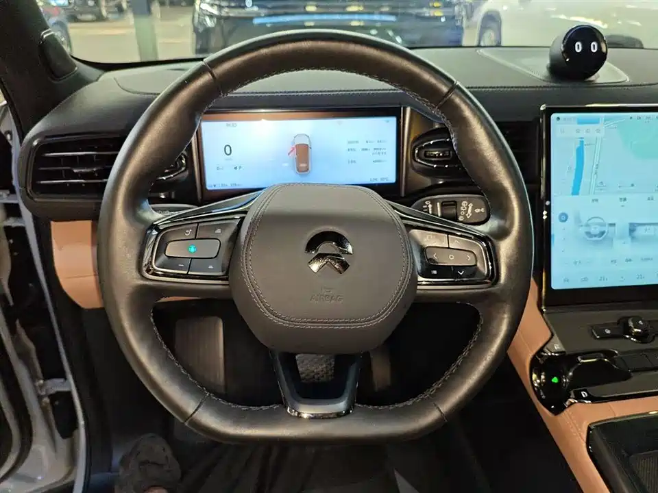 NIO ES6