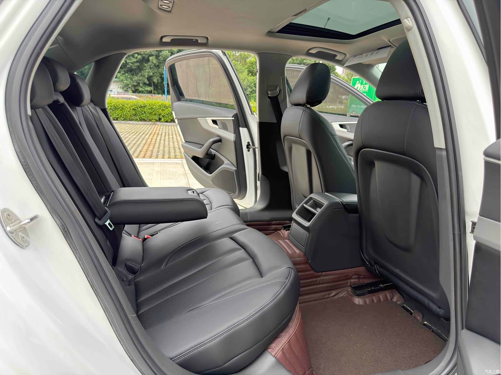 Audi A4L, 2017 10