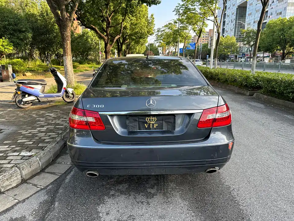 Mercedes-Benz E-class Mercedes-Benz E-class