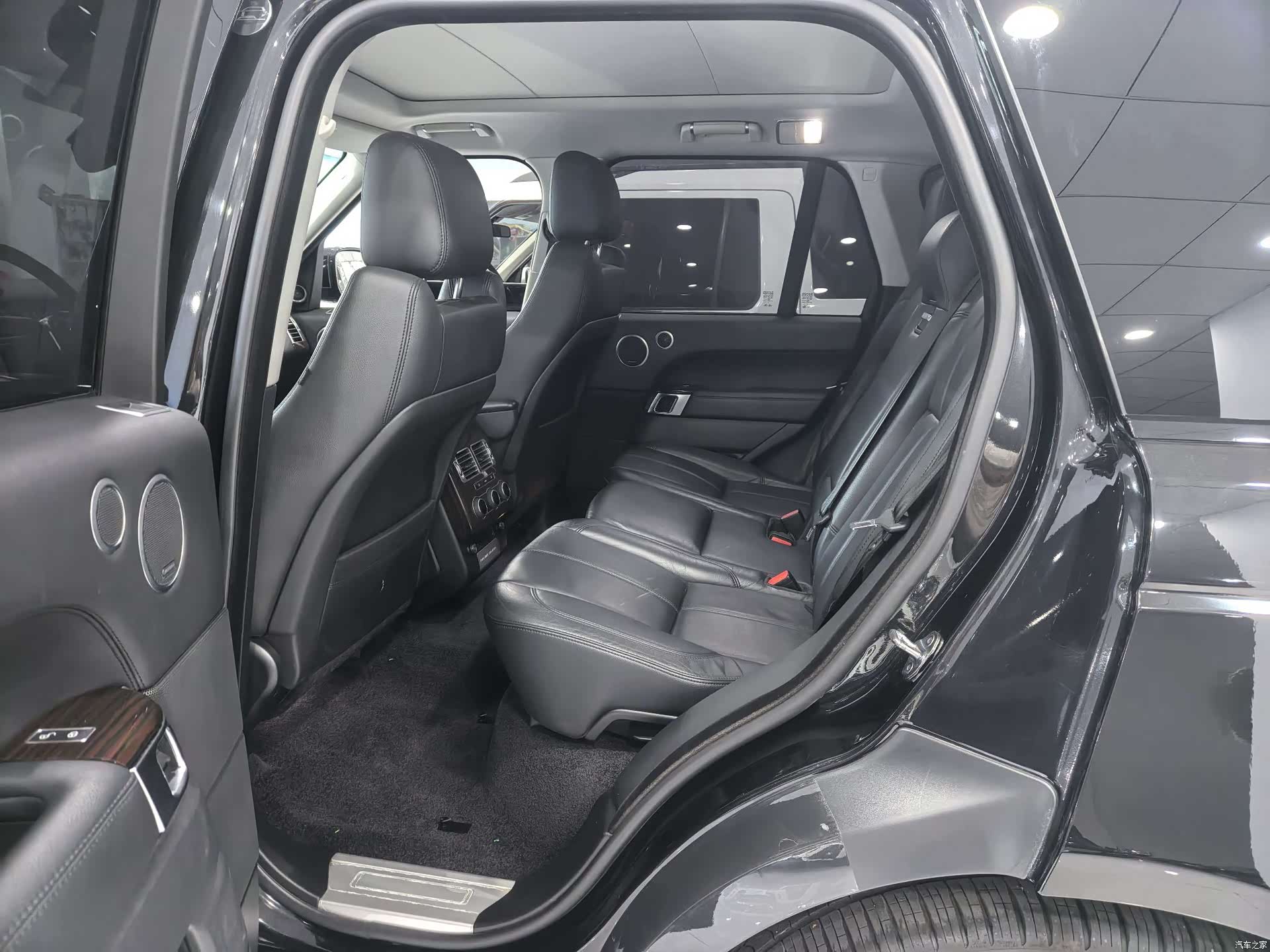 Land Rover Range Rover, 2018 все фото