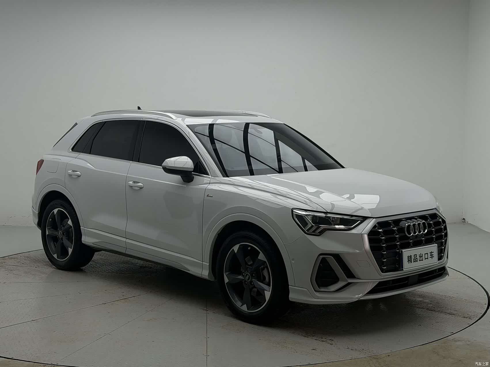 Audi Q3, 2023 все фото