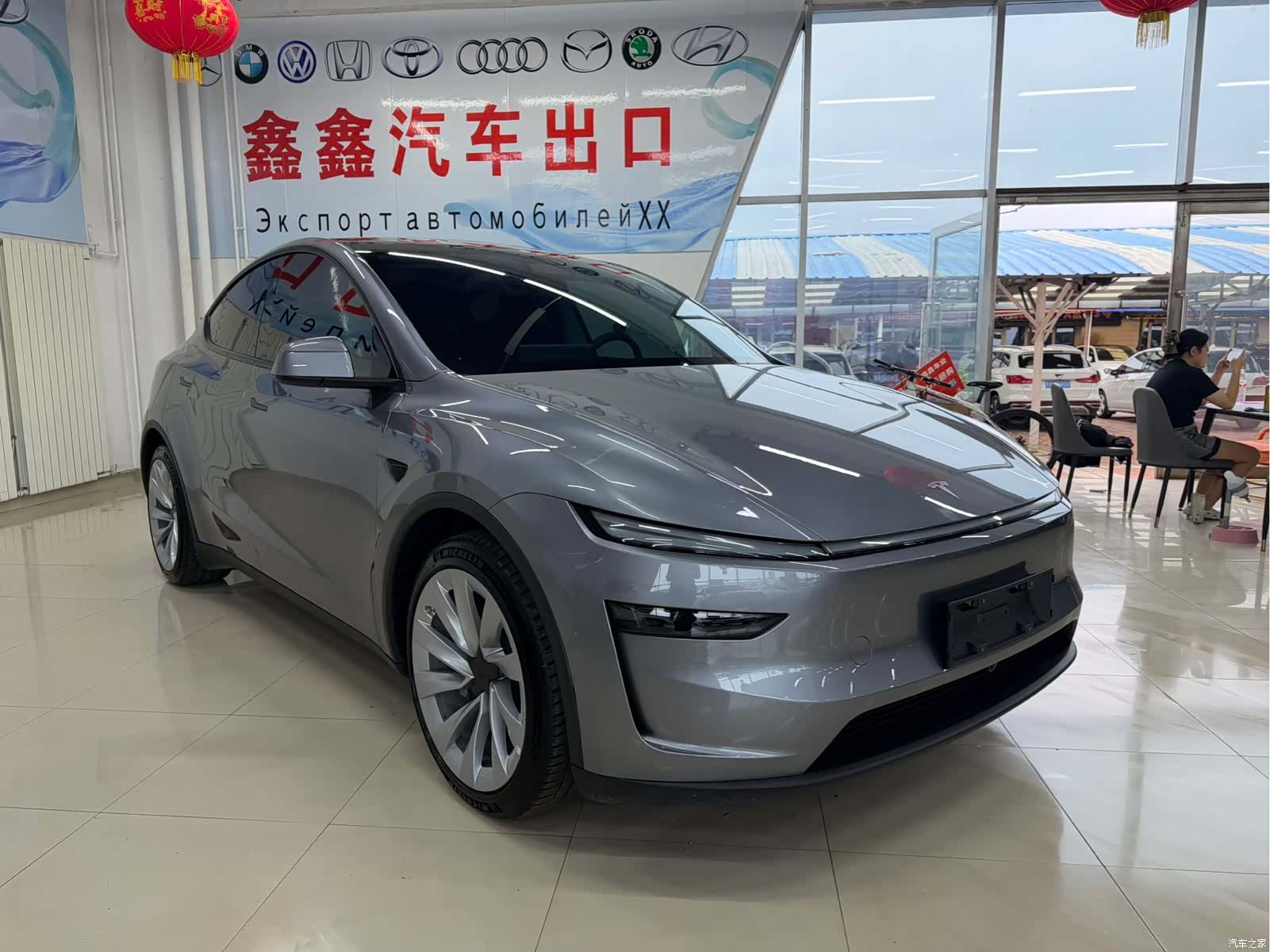Tesla Model Y, 2025 3