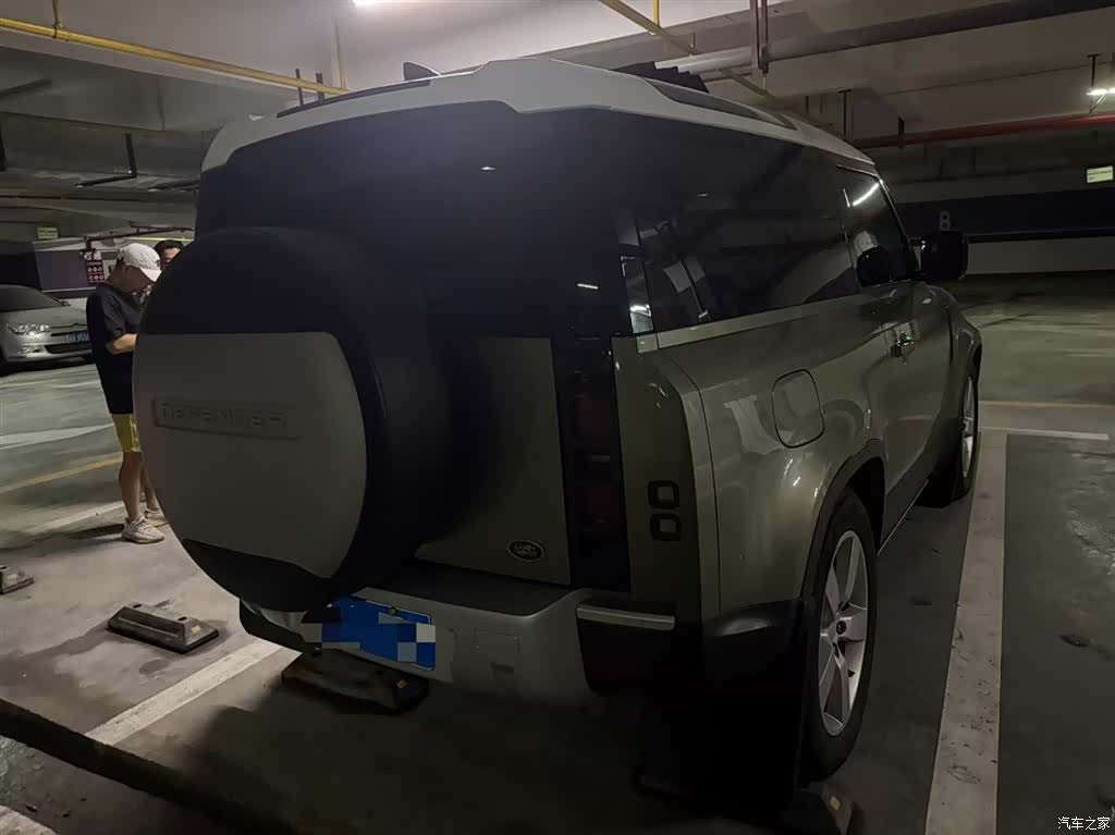 Land Rover Defender, 2021 все фото