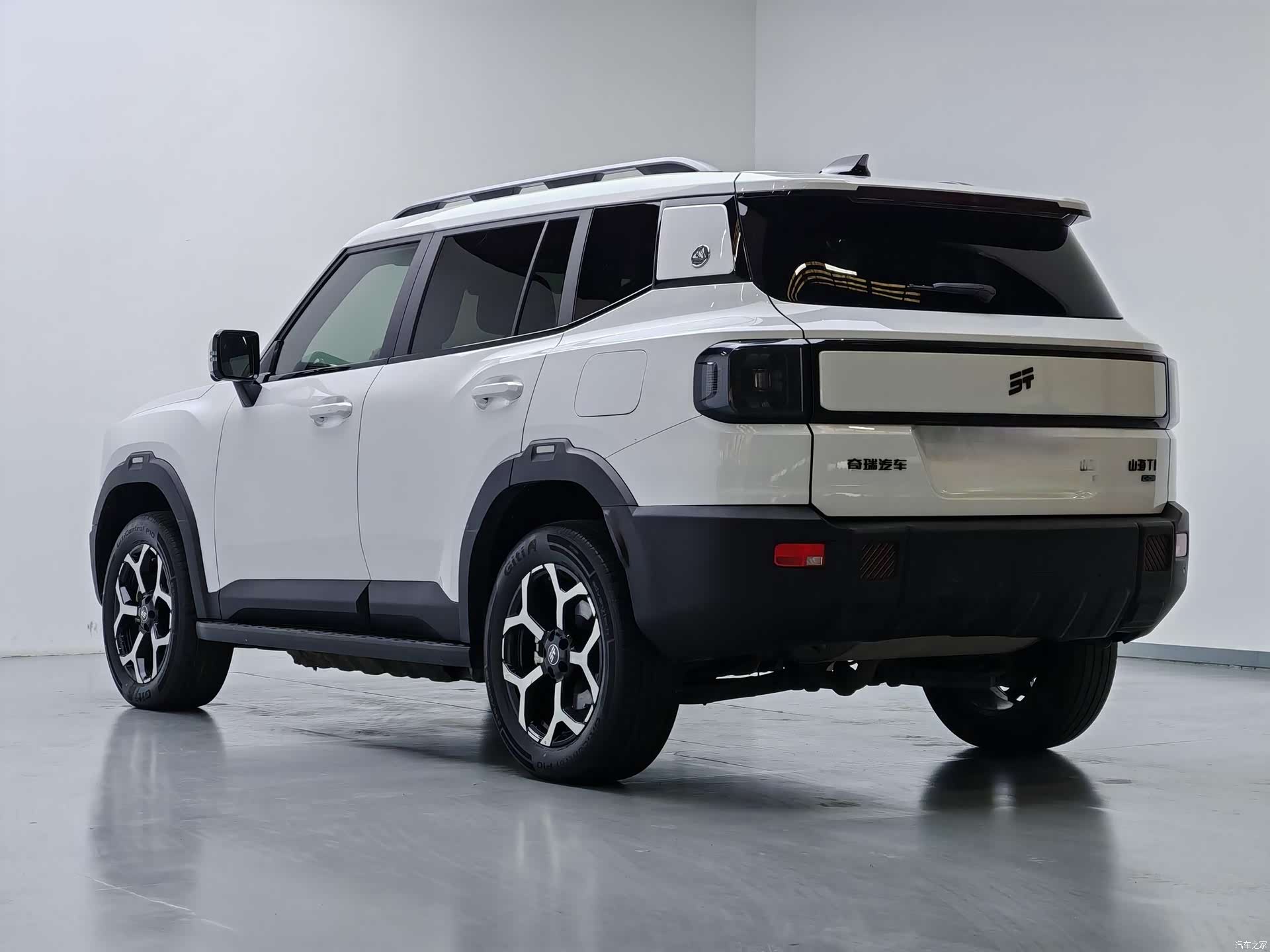 Jetour T1, 2025 13
