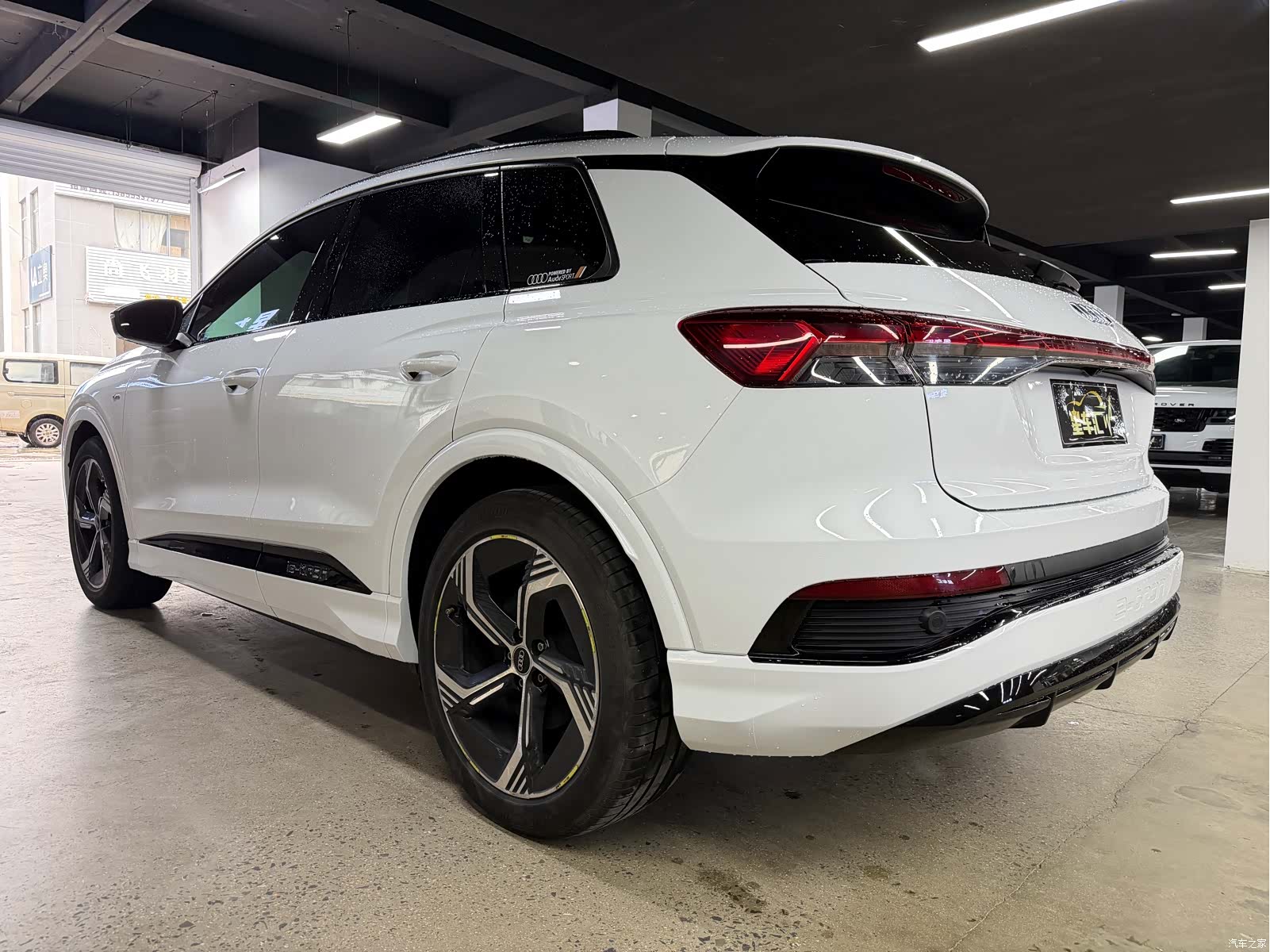 Audi Q4 e-tron, 2024 11