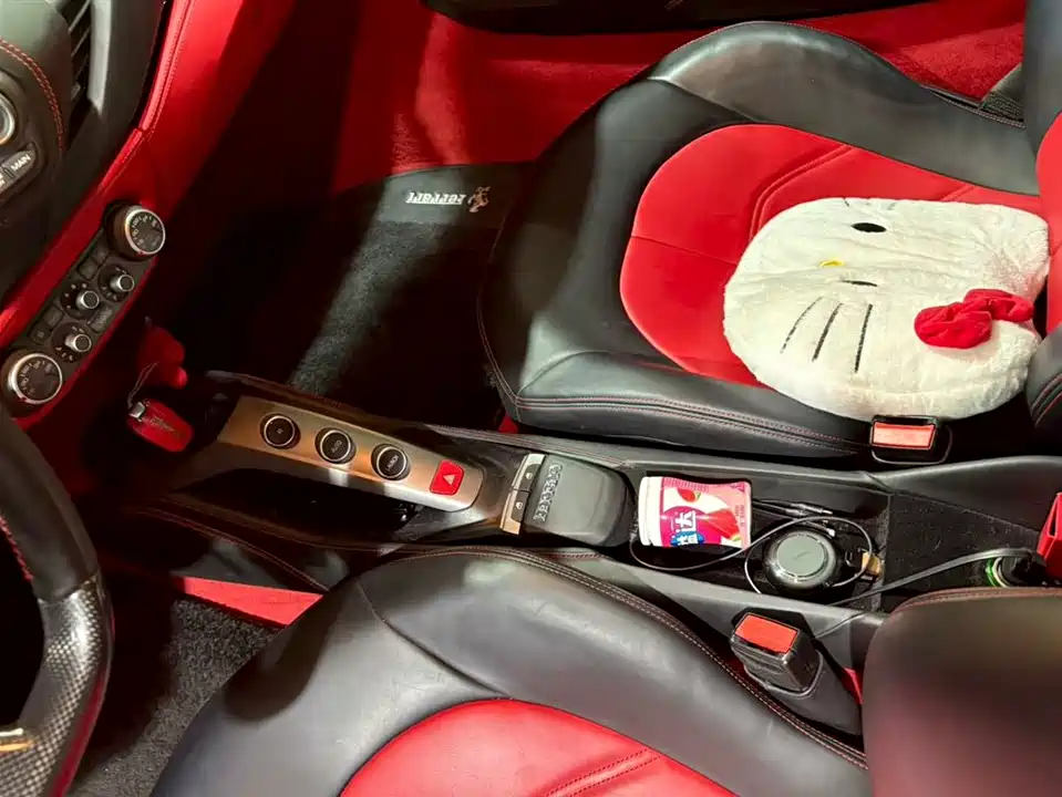 Ferrari 488