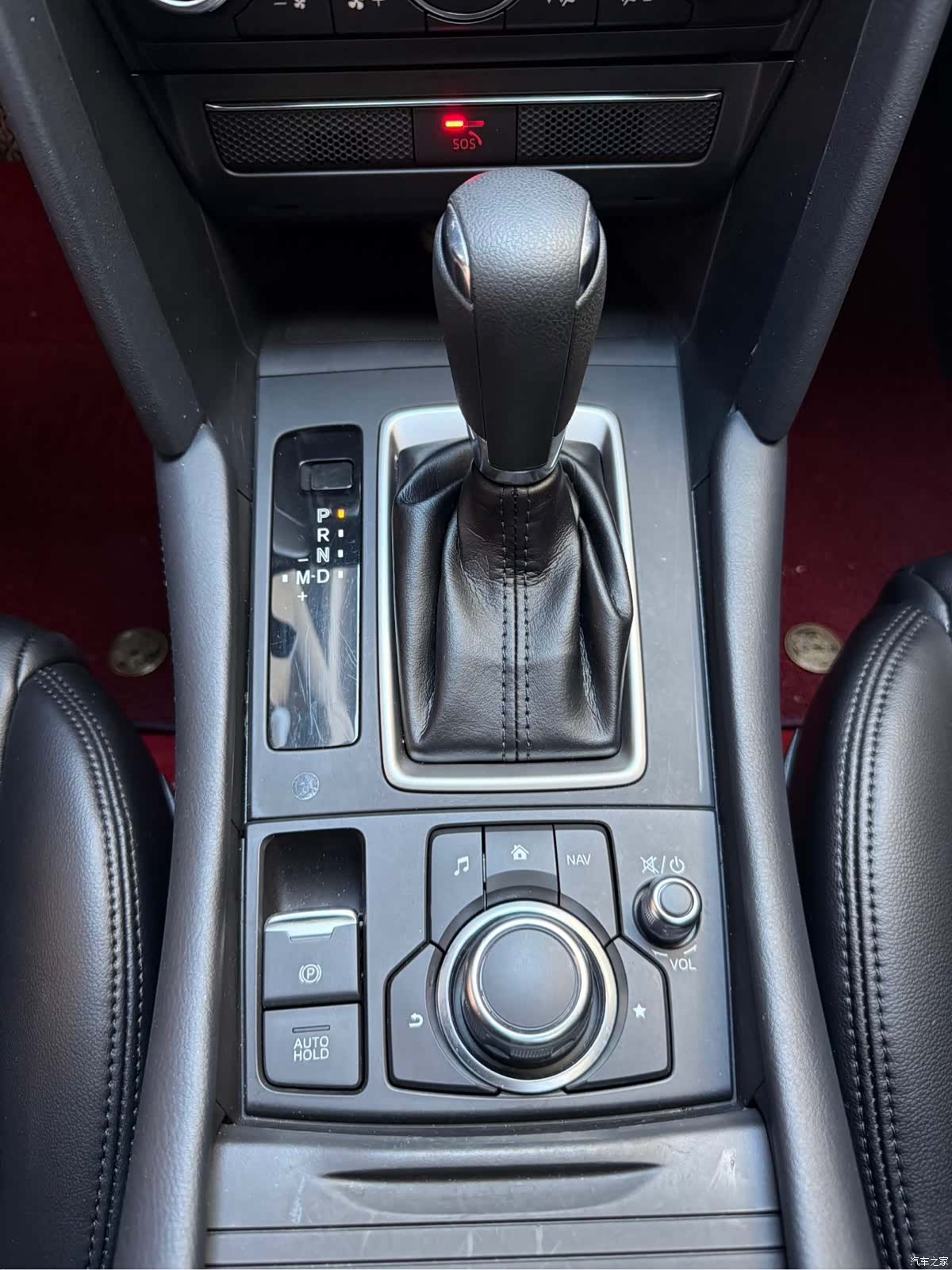 Mazda CX-4, 2023 15