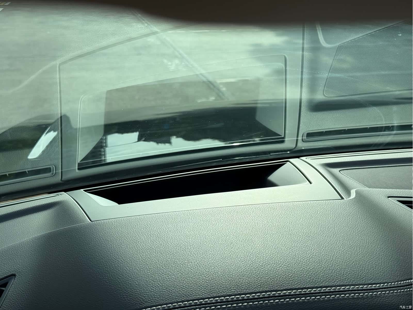 Volkswagen Touareg, 2020 6