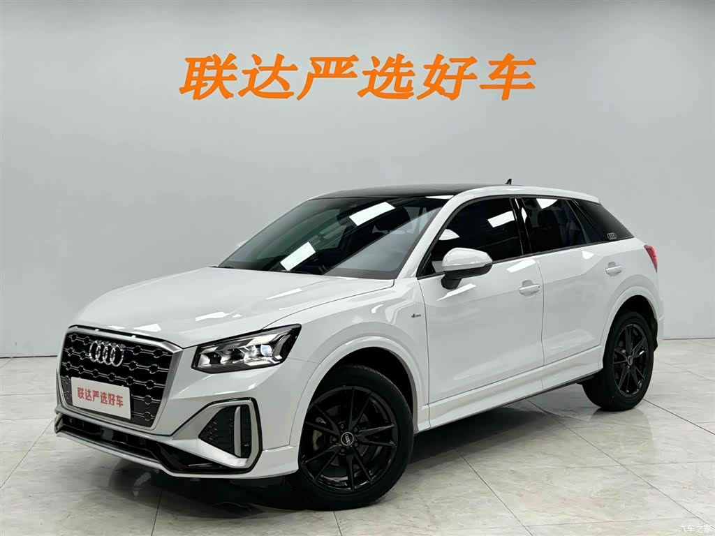 Audi Q2L, 2022 1