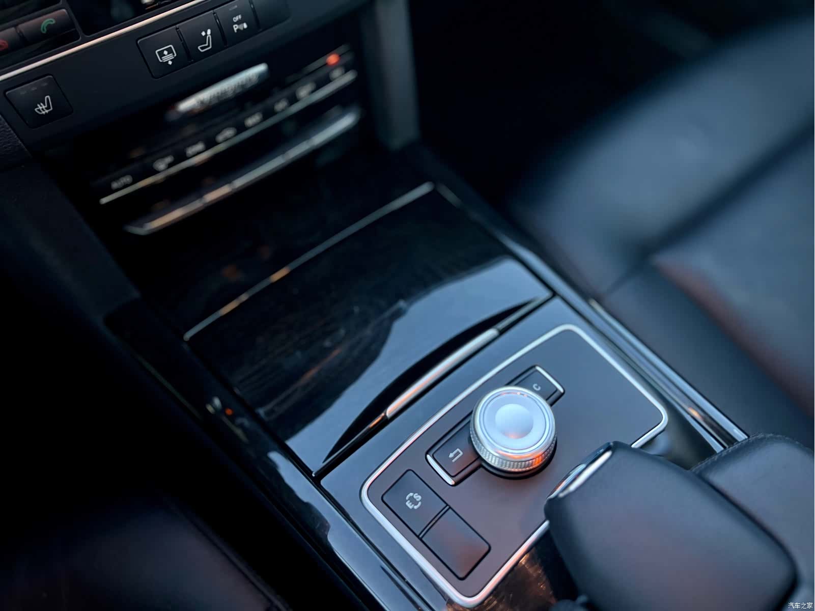 Mercedes-Benz E-Class, 2011 16