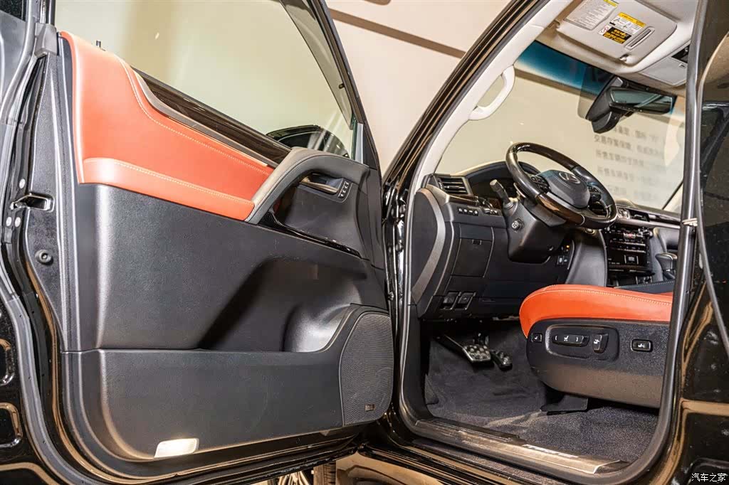 Lexus LX, 2022 8