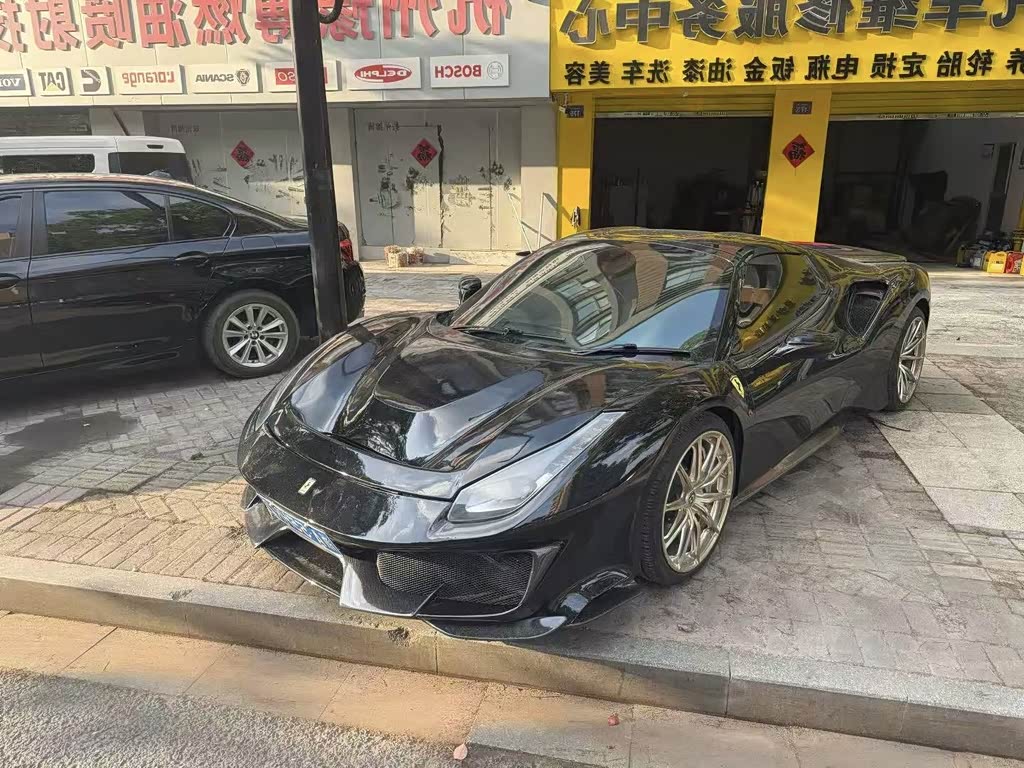 Ferrari 488