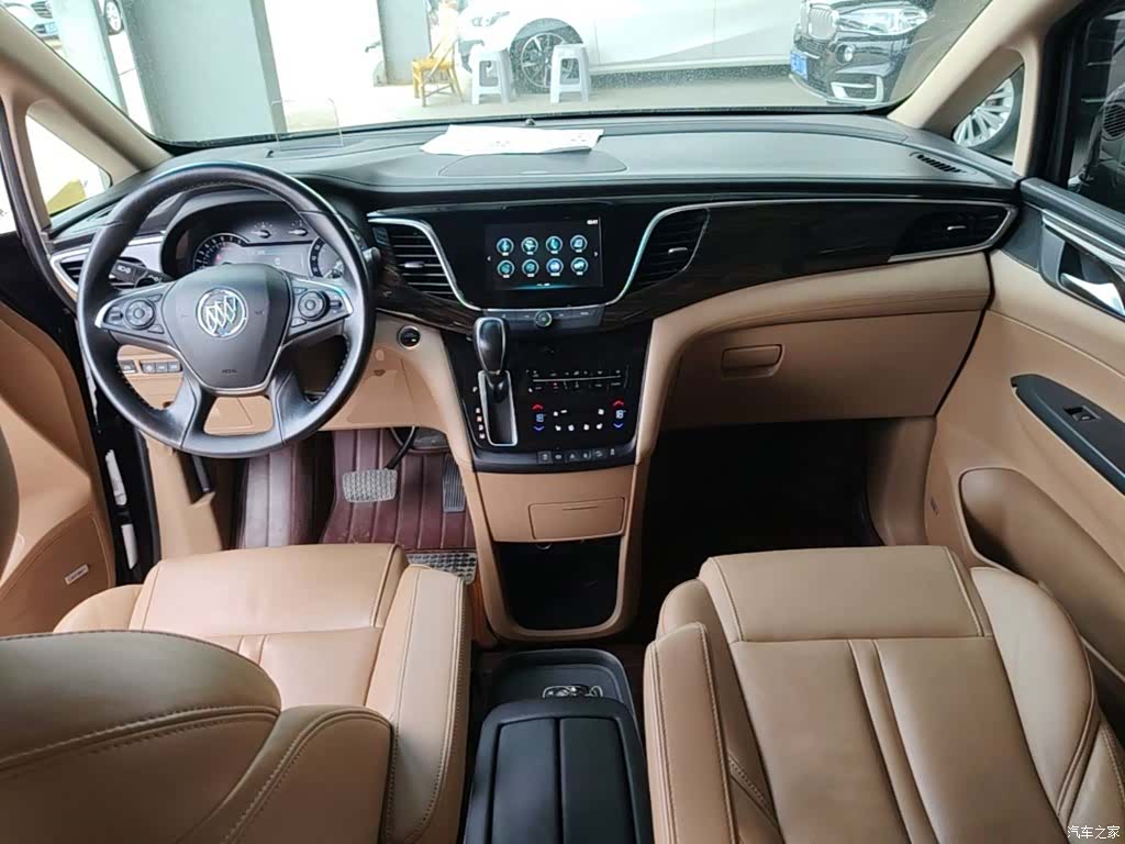 Buick GL8, 2019 10