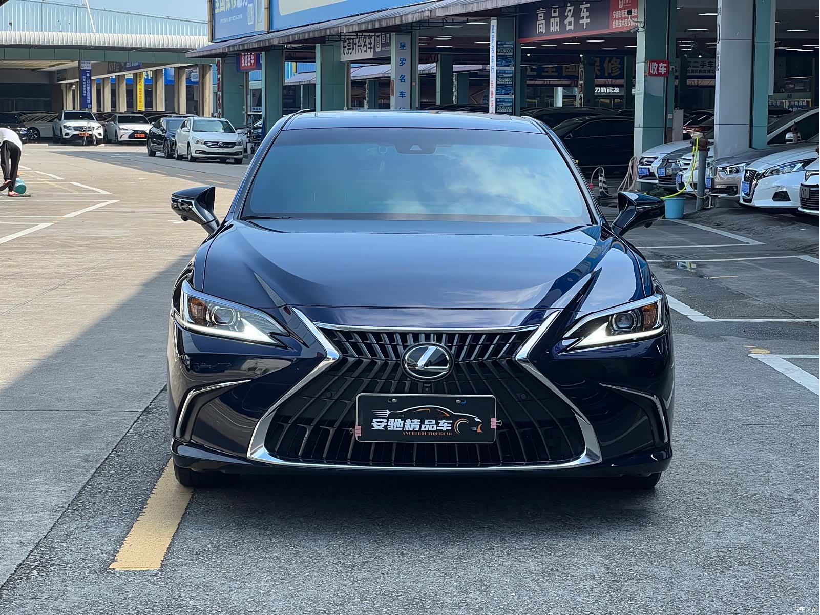 Lexus ES, 2024 2
