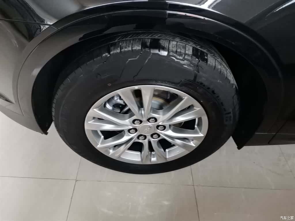 Cadillac XT5, 2022 23