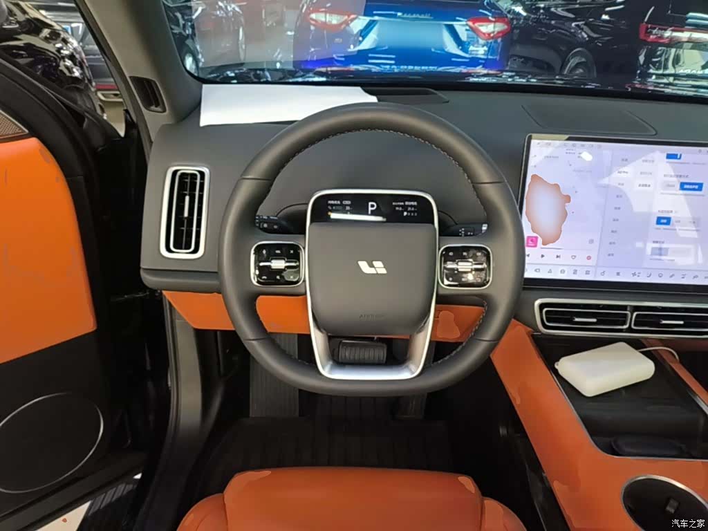 Li Auto L6, 2025 11