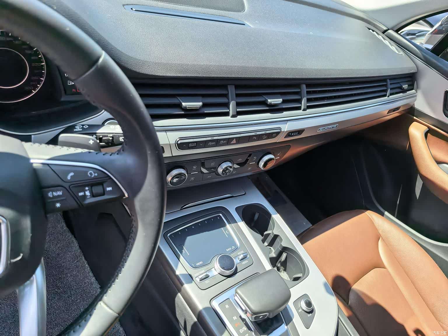 Audi Q7, 2019 11