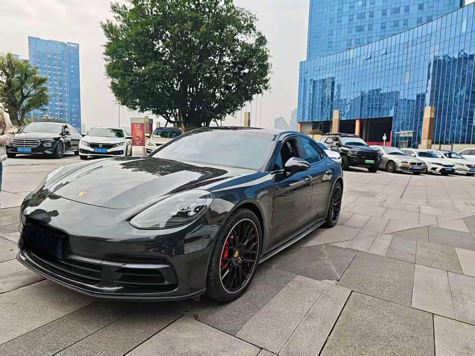 Porsche Panamera