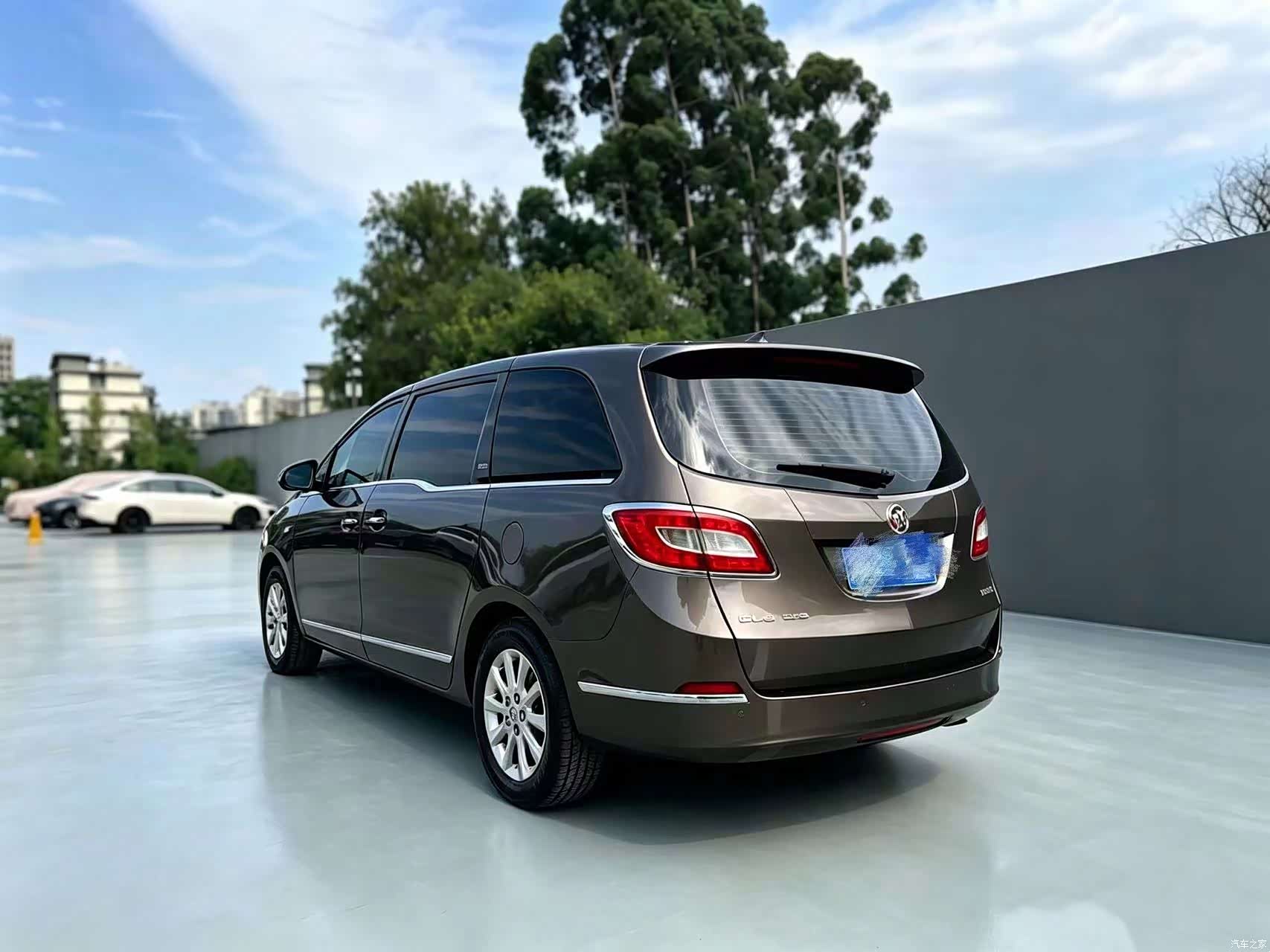 Buick GL8, 2014 6