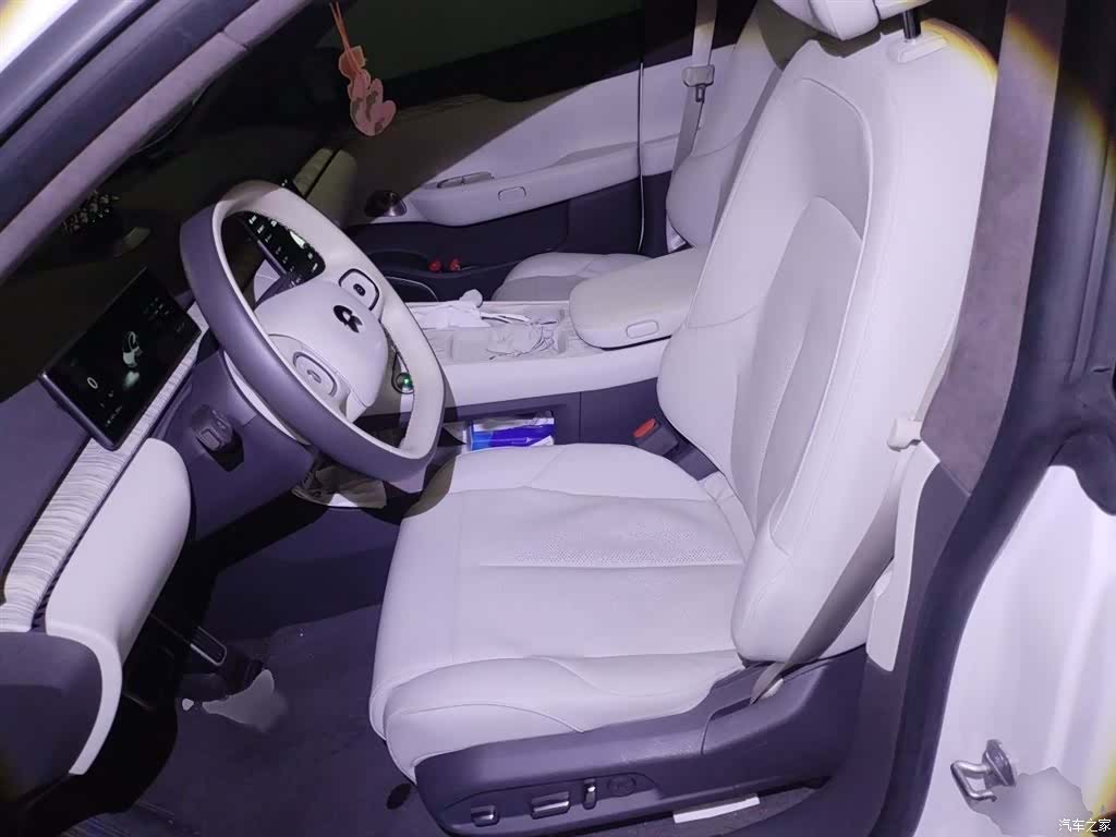NIO ET7, 2022 8